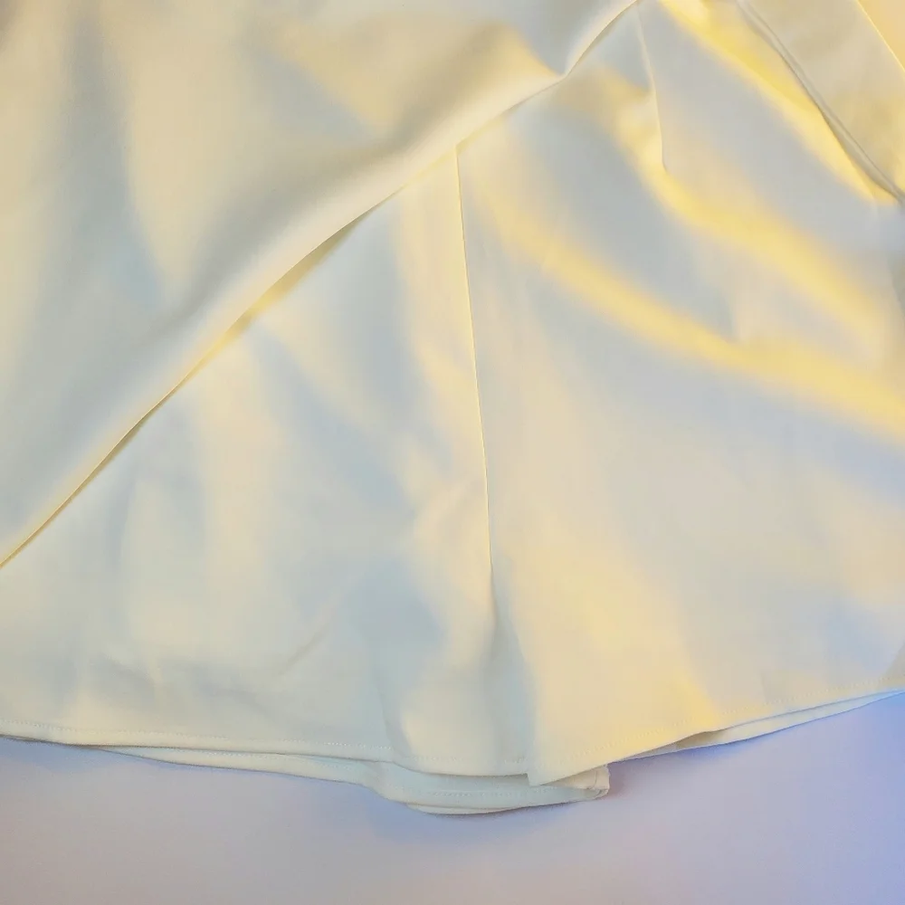 NWOT Lulus Rooftop Bar White Long Sleeve Faux-Wrap Belted Skort Romper Sz L
